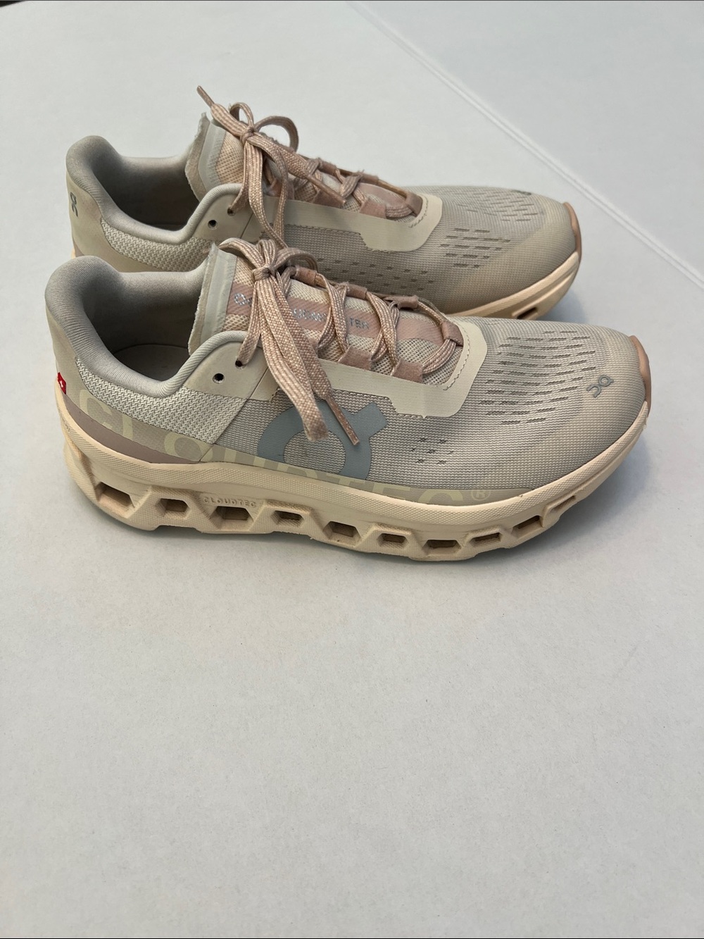 ON RUNNING CLOUDMONSTER MOON FAWN TRAINERS RUNNING SHOES SIZE 7 WOMEN’S - Picture 3 of 16